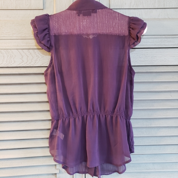 💜Miley Cyrus Juniors Top, Size XL, Dark Purple Ruffles, barely worn💜 - Picture 2 of 4